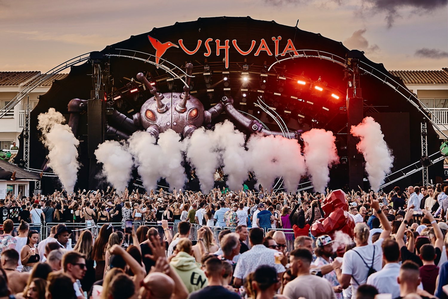 Ants @ Ushuaa Ibiza | VIP Tables | The #1 Club Concierge