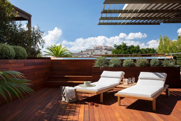 Gran Hotel Superior Pool Suite