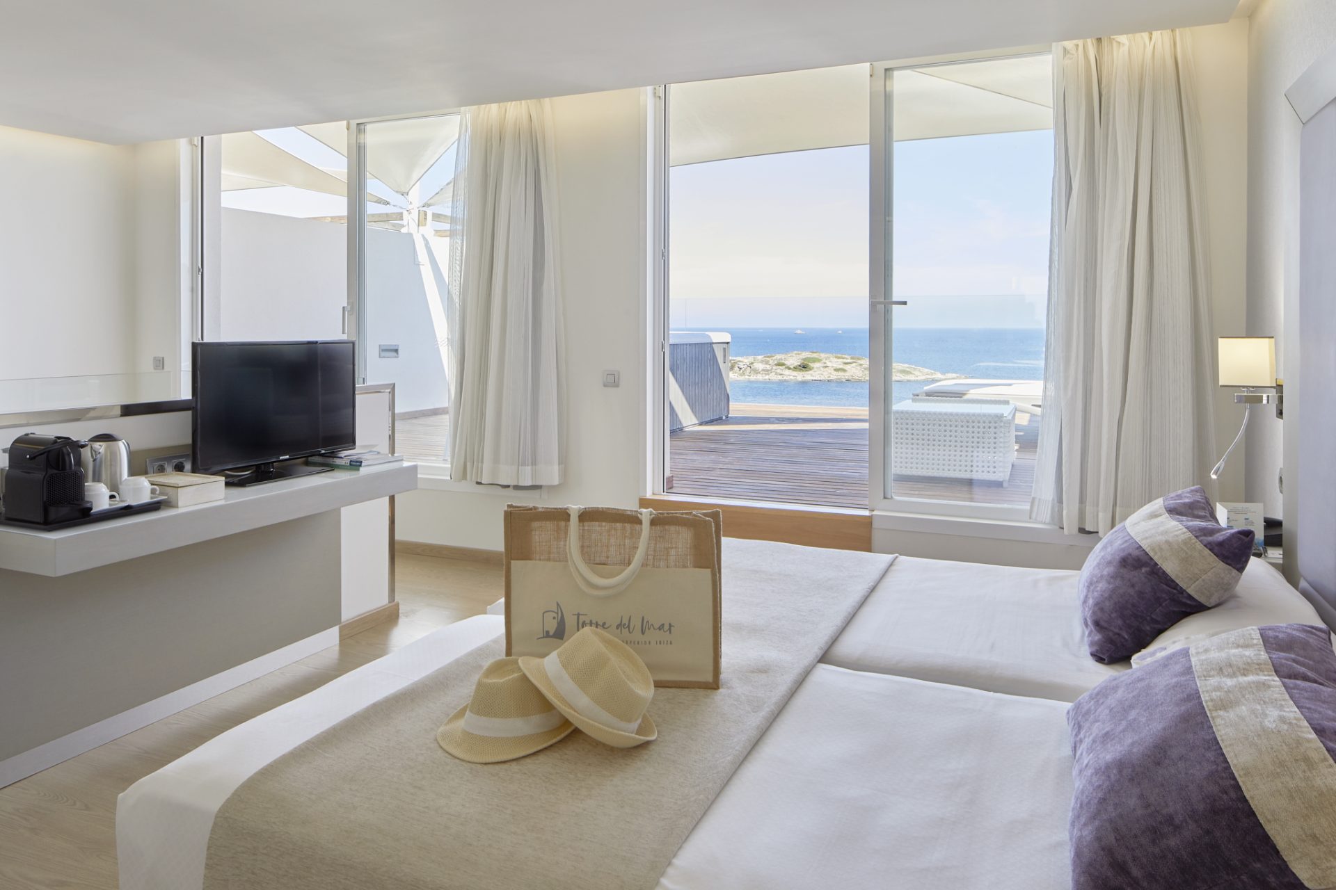 1. Hab Suite Penthouse Vista Mar Con Jacuzzi