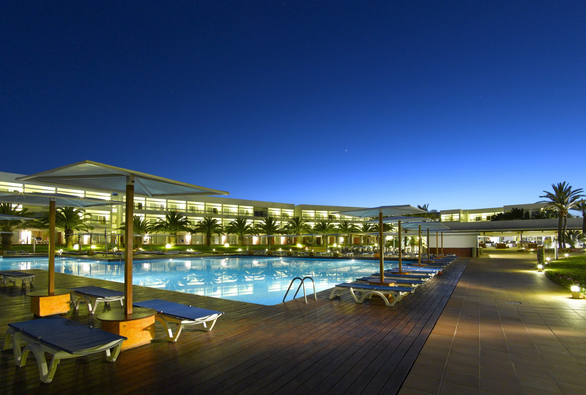 Grand Palladium Palace Resort & Spa | All Inclusive 5* Hotel | TASTE IBIZA